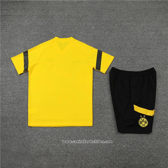 Fato de Treino
 Dortmund
 2022-2023 Manga Curta
 Amarelo
 - Calcas Curta

